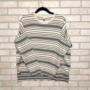 Eileen Fisher Women's Sweater Shirt with Black Horizontal Stripes Size PL/PG